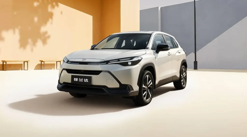 Toyota Corolla Cross Frontlander