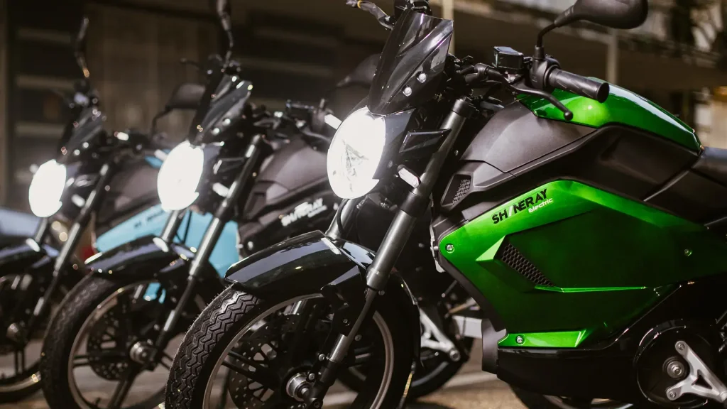 Conheça as motos elétricas já disponíveis no Brasil - das marcas Watts, Shineray, Super Soco e Yadea