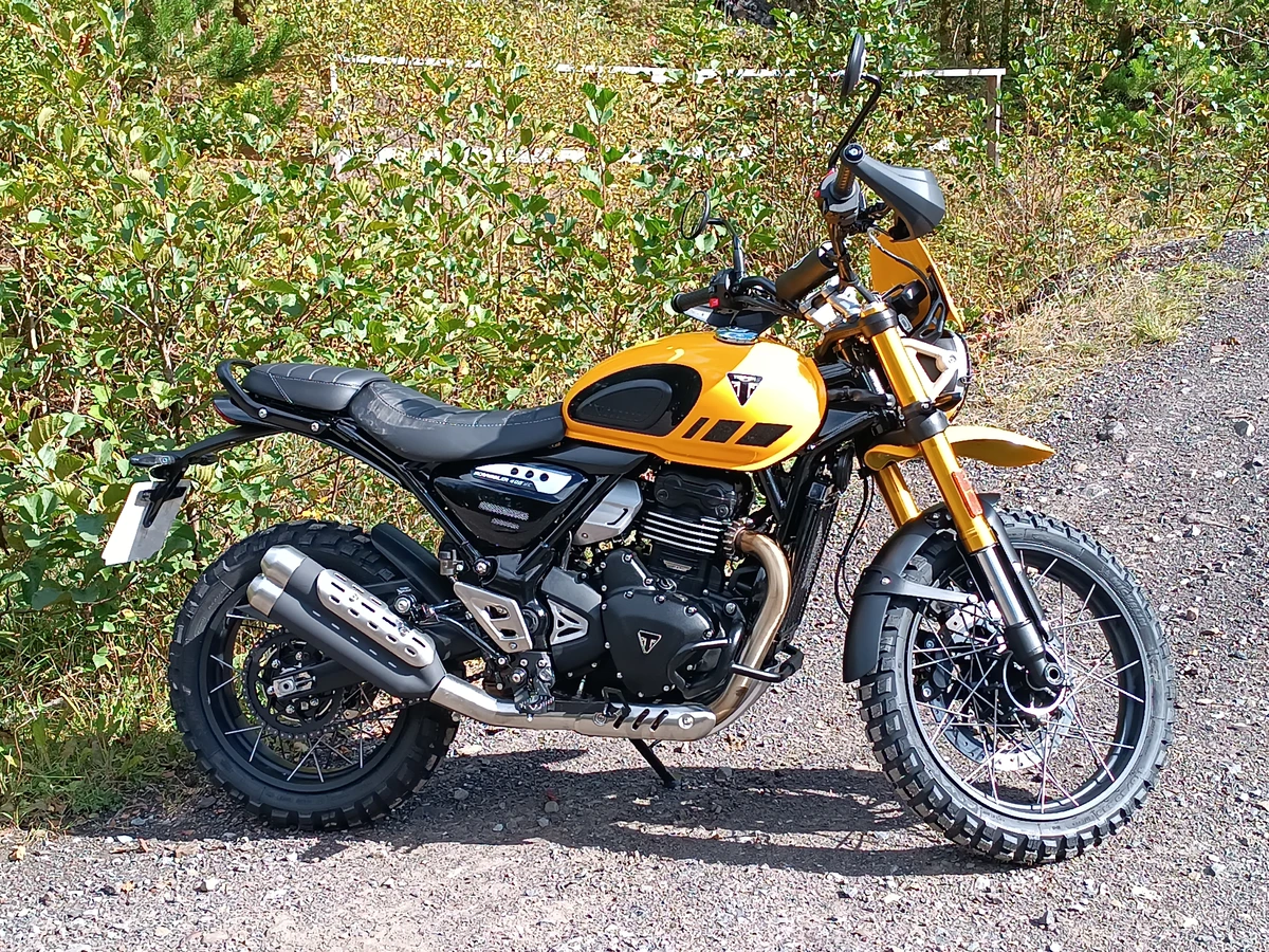 A nova Scrambler 400 XC chegará até o primeiro trimestre de 2026