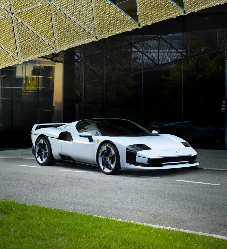Ferrari SC40