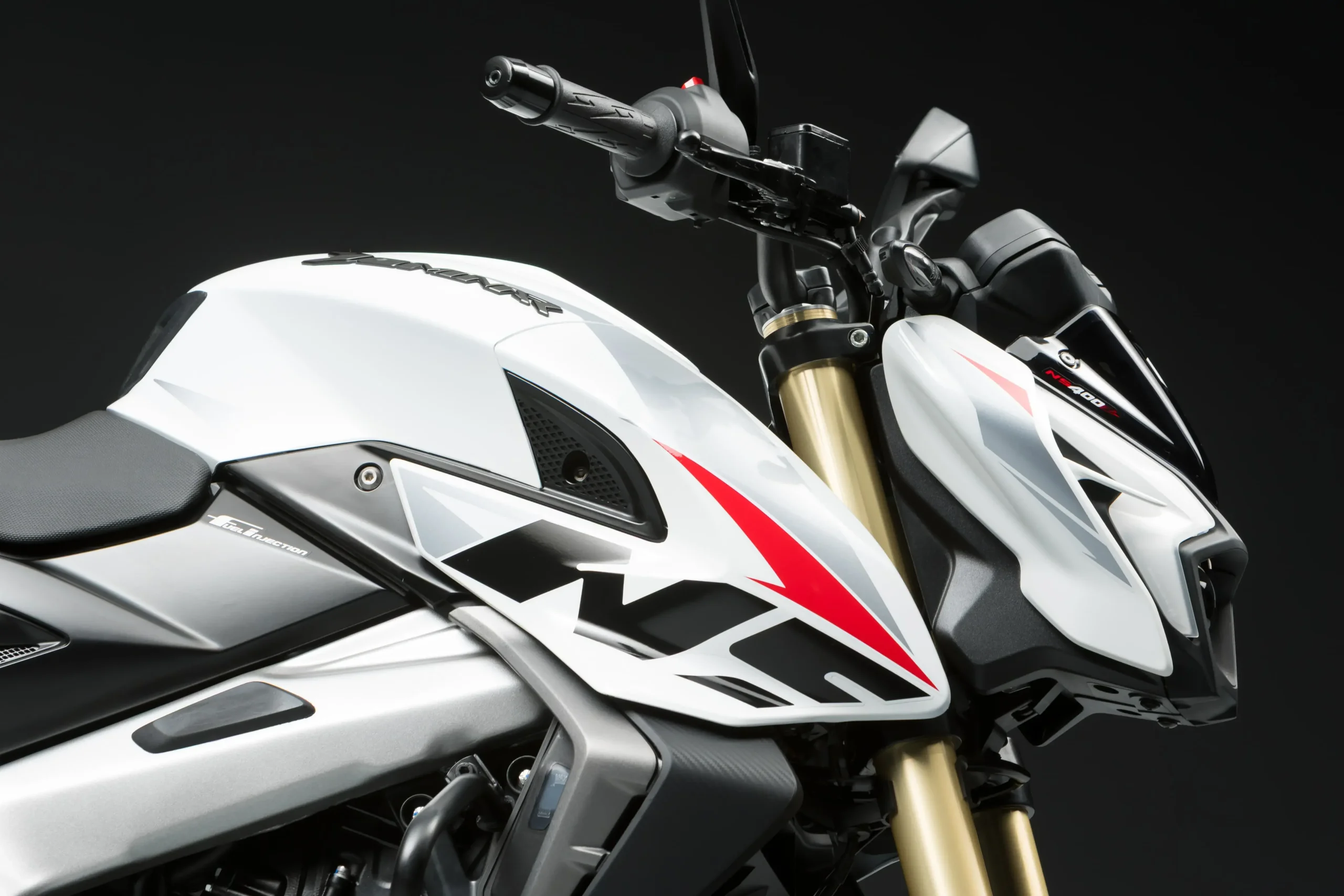 Bajaj Dominar Ns400z Pearl Metallic White Branca (6)