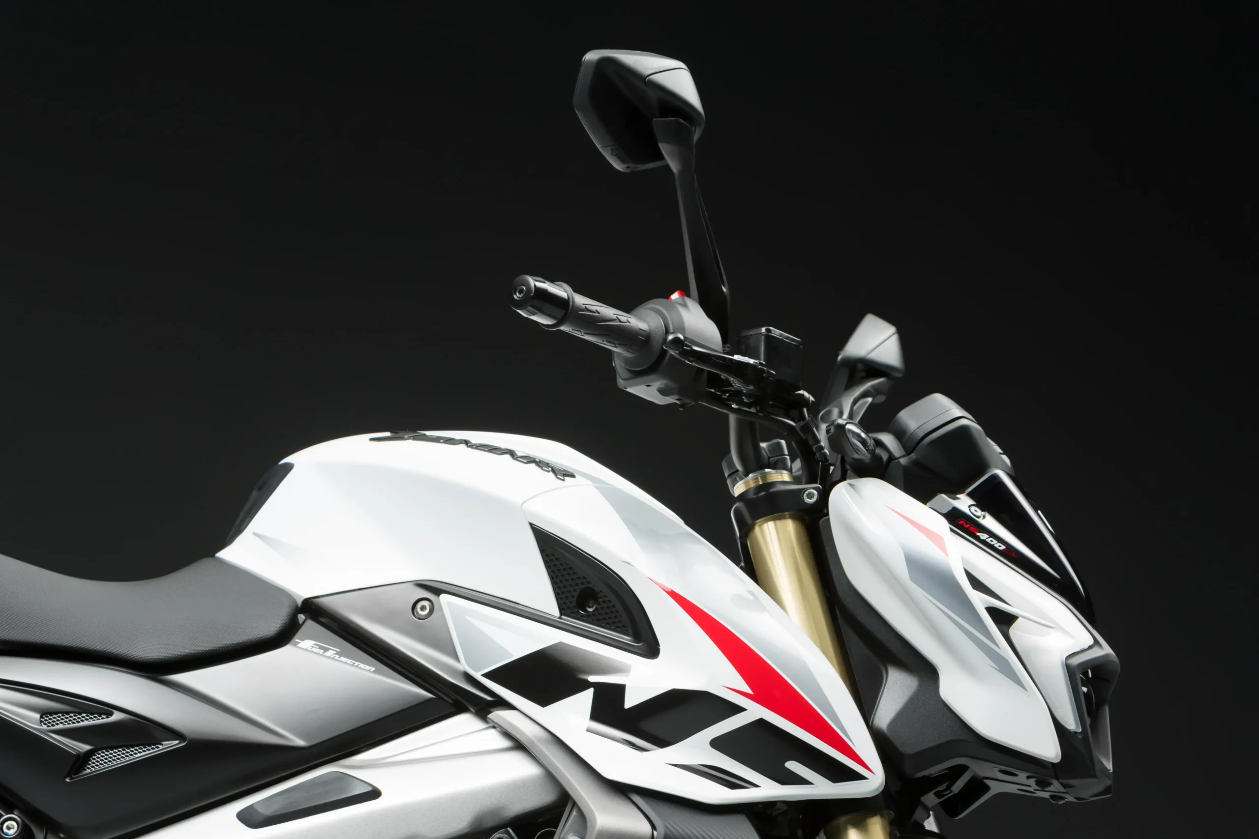 Bajaj Dominar Ns400z Pearl Metallic White Branca (7)