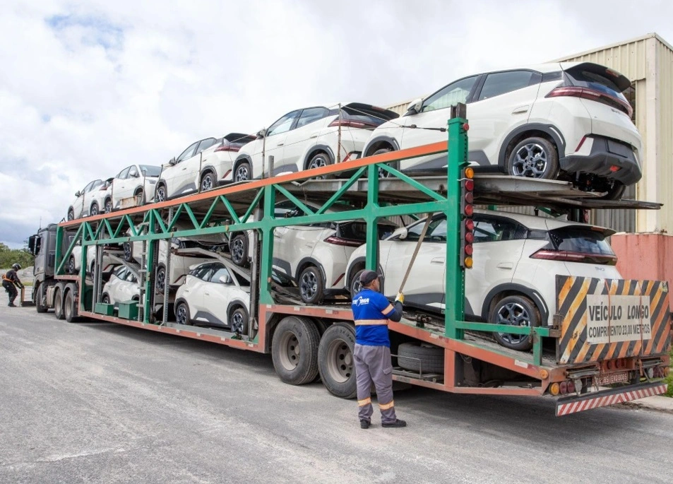 Primeiros carros da BYD feitos no Brasil estão a caminho das lojas