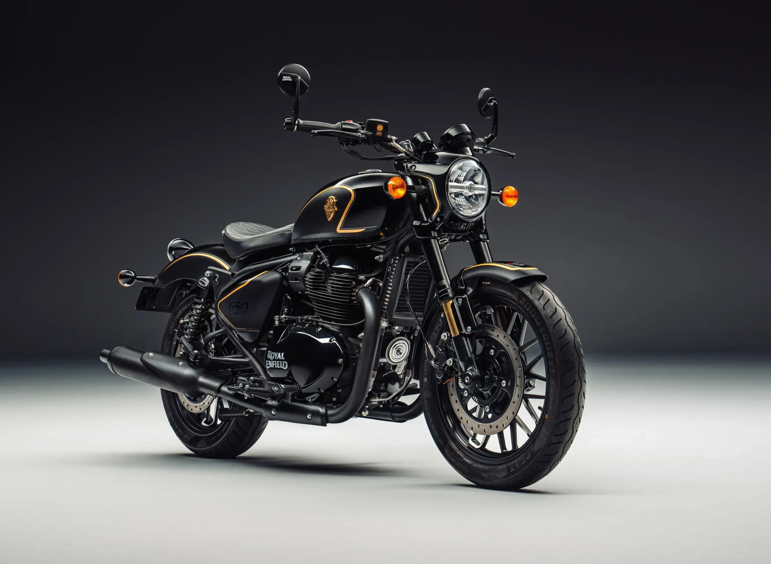 Royal Enfield Shotgun 650 Rough Craft (9)