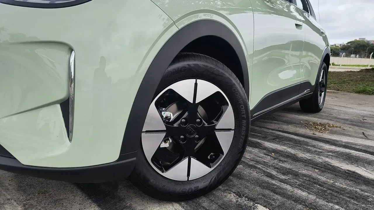 Geely Ex2 Ee (2)