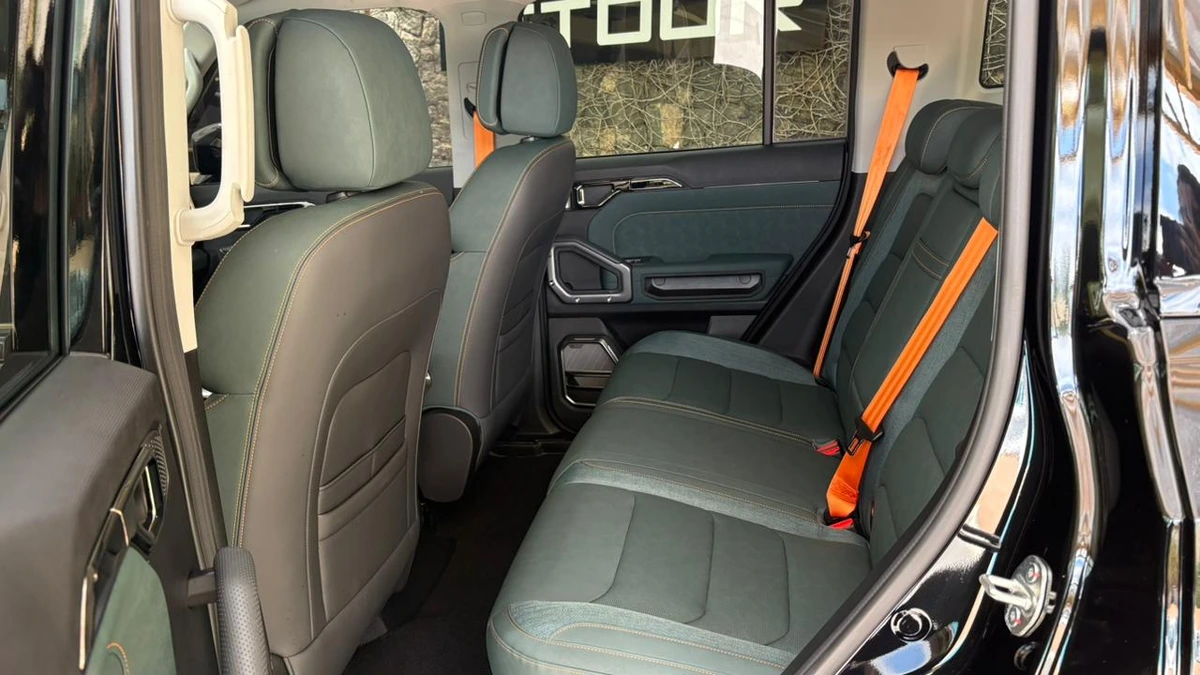 Jetour chega ao Brasil com três SUVs PHEV