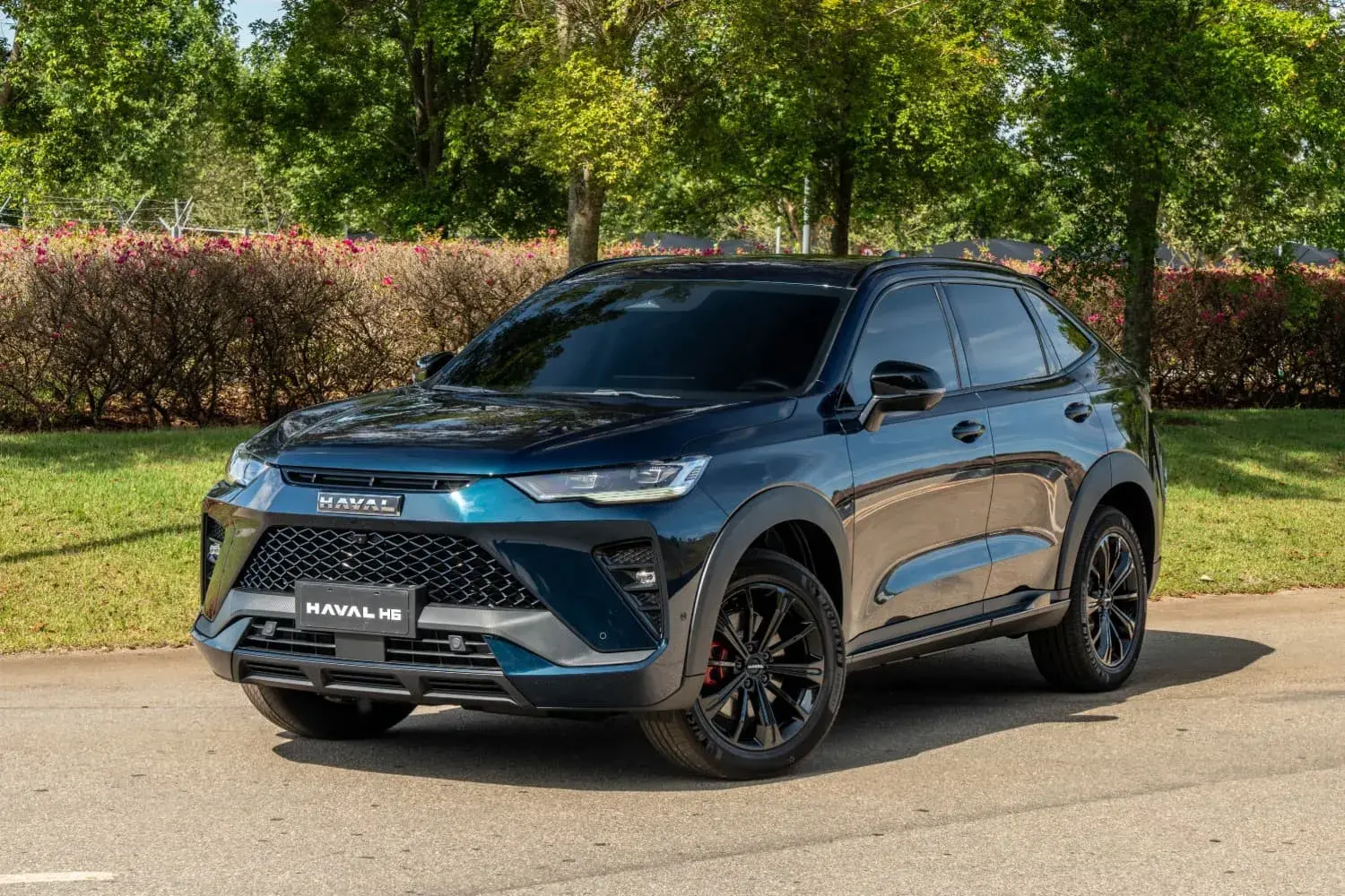 Confira o consumo dos carros híbridos plug-in mais vendidos do Brasil