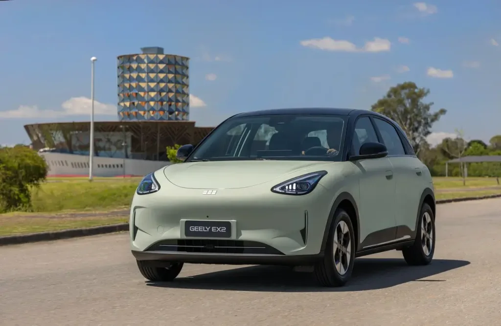 Carros da Geely agora podem ser comprados através de venda direta