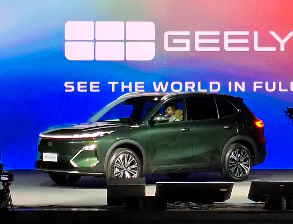 O Geely EX5 híbrido foi anunciado oficialmente no Salão de São Paulo