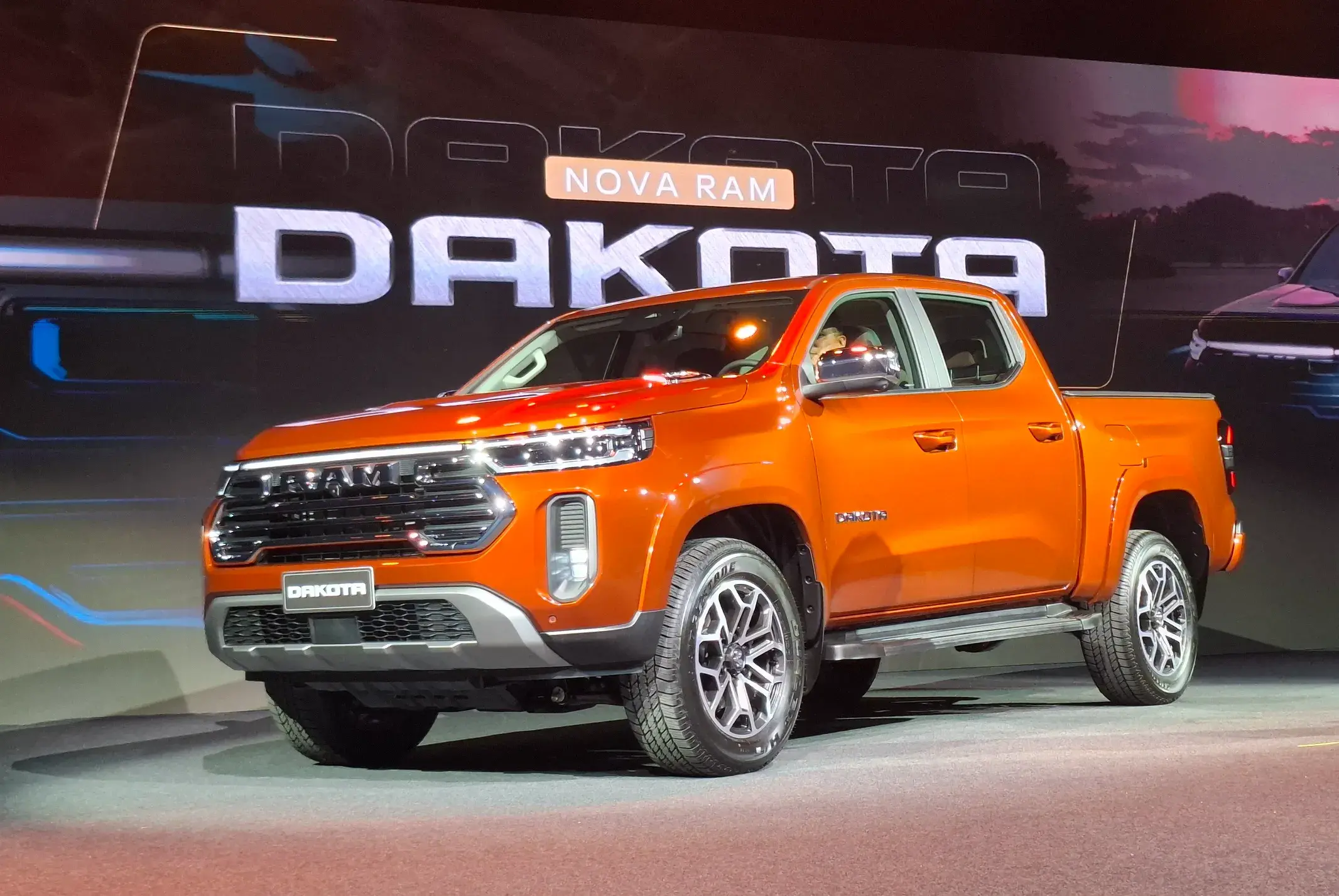 A nova picape Ram Dakota foi apresentada no Salão do Automóvel de São Paulo deste ano