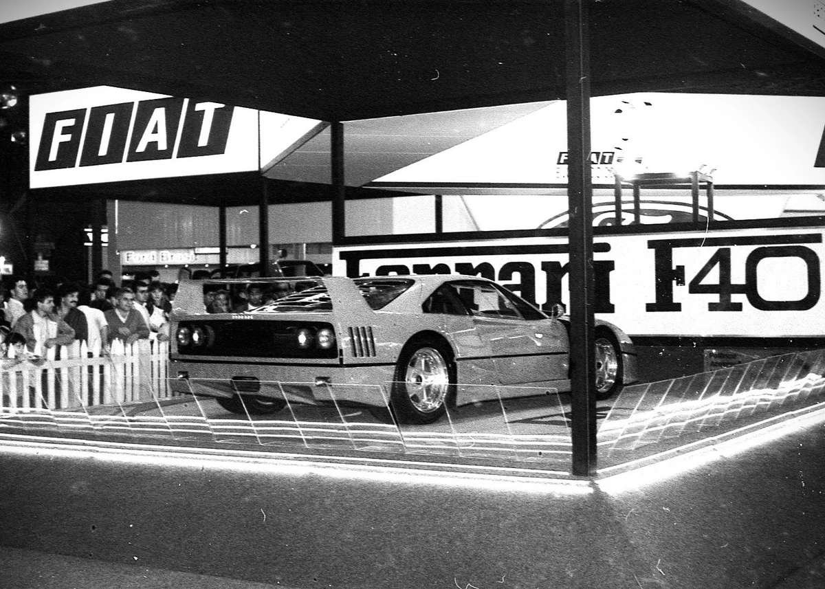 Salão de SP 1990 Ferrari F40
