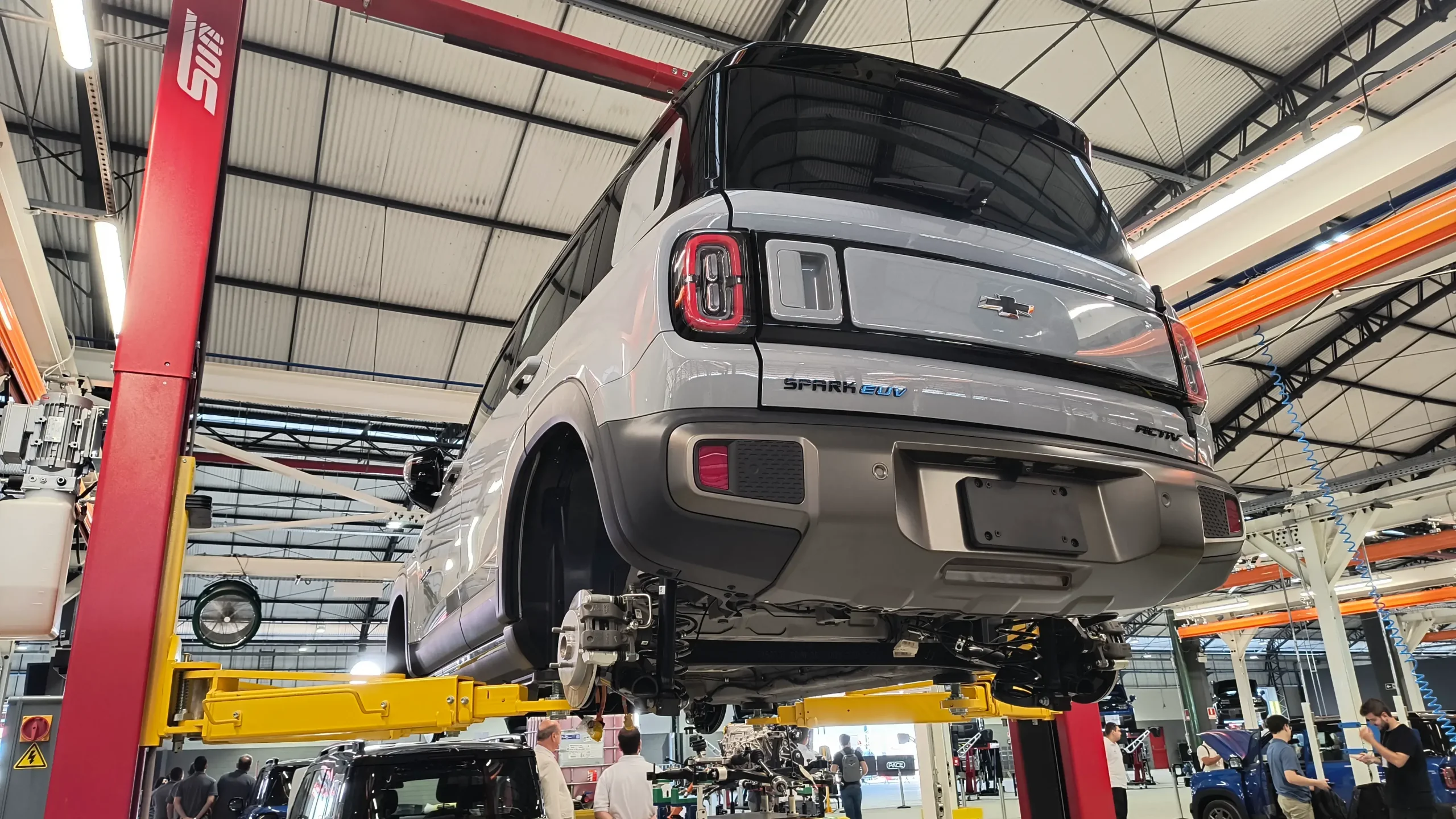 Chevrolet Spark Euv Pace (4)