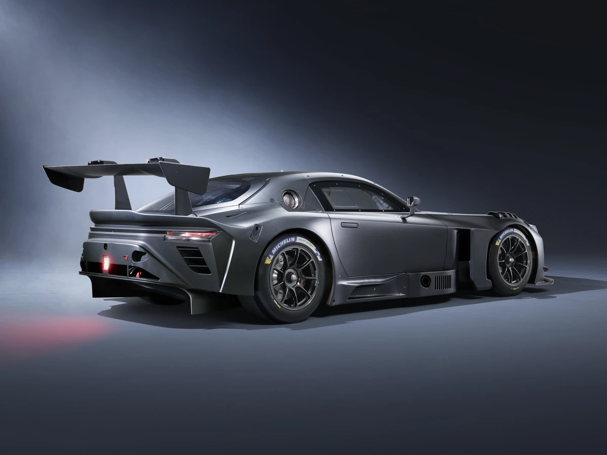 Toyota GR GT e GR GT3 são apresentados