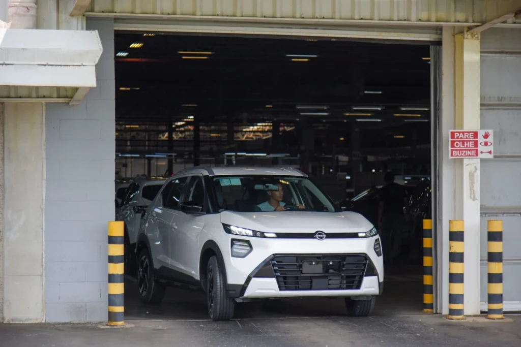 Kait2Nissan Kait começa a ser distribuído para as concessionárias