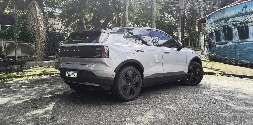 Volvo Ex30 Cross Country (9)