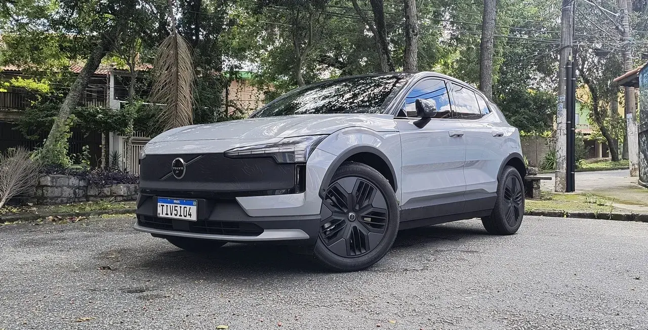 Carro elétrico Volvo EX30 é sinônimo de segurança