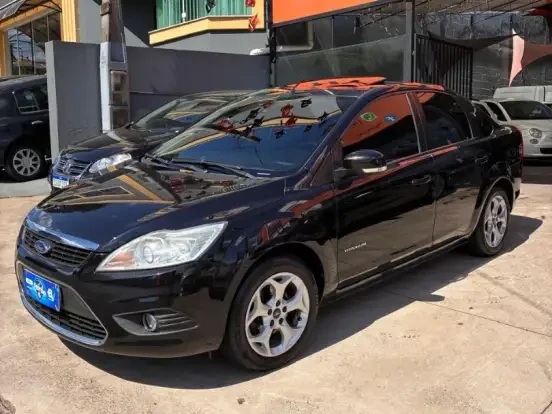 Ford Focus Ate 50 Mil Preto