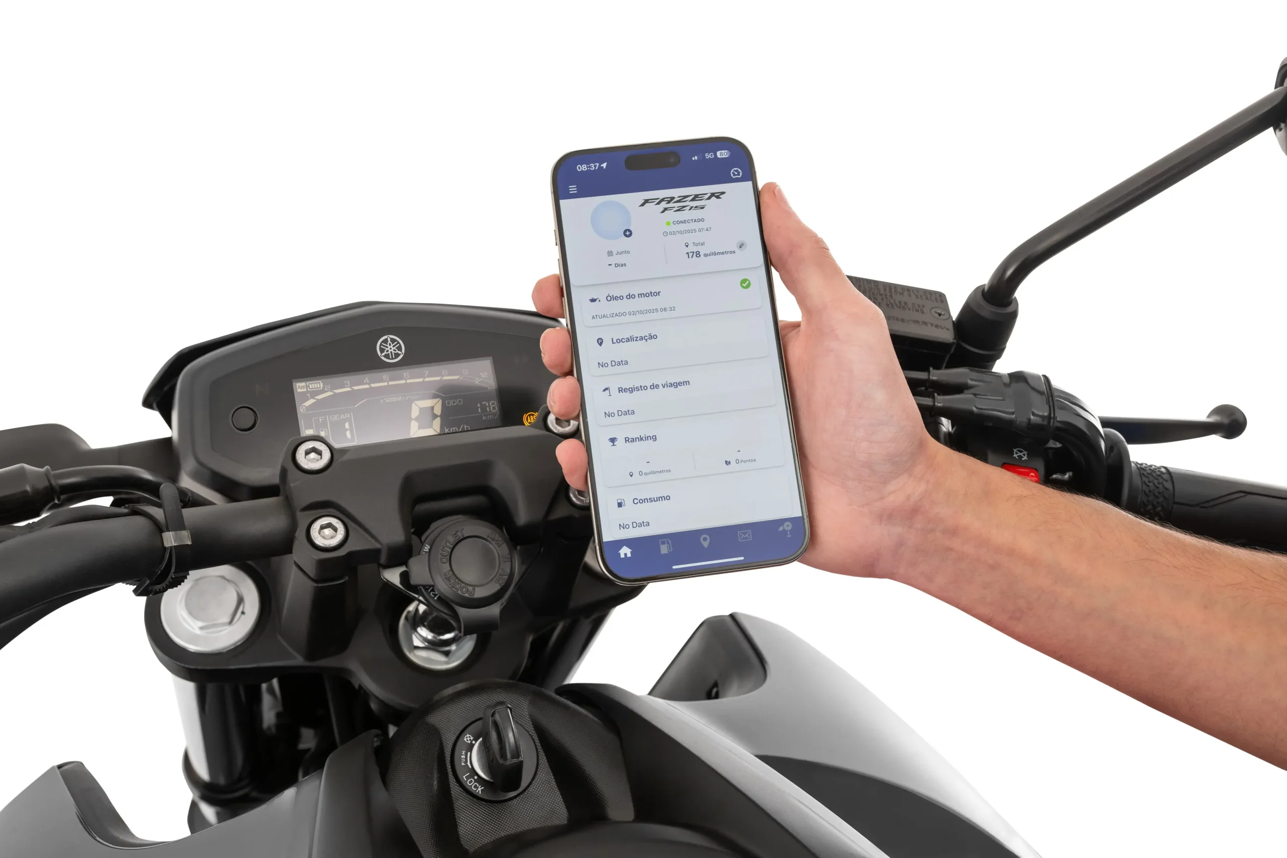 O painel da FZ15 pode ser conectado ao smartphone via Bluetooth e monitorar funções da moto via aplicativo