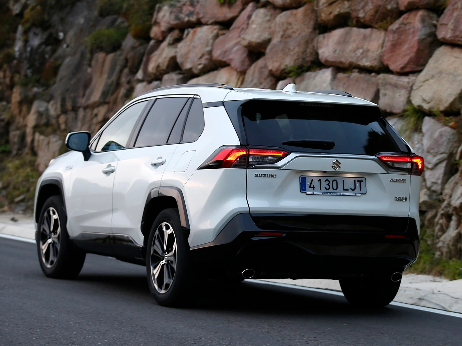 Suzuki Across