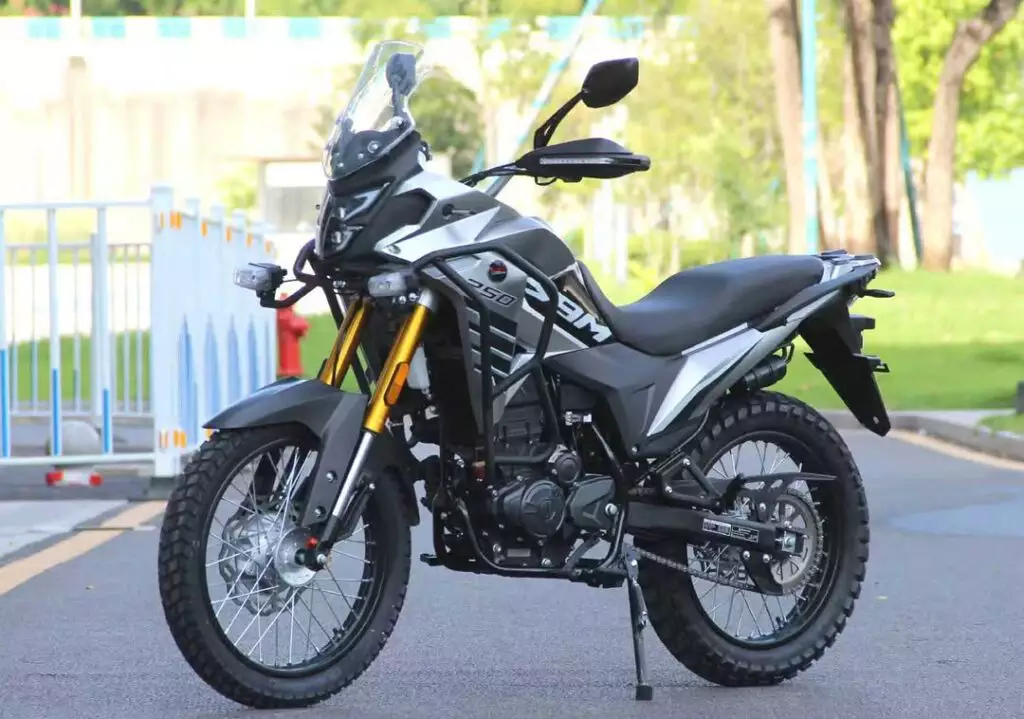 Dura missão: a SBM 250 Trail vai brigar com Honda XRE 350 Sahara e Yamaha XTZ 250 Lander