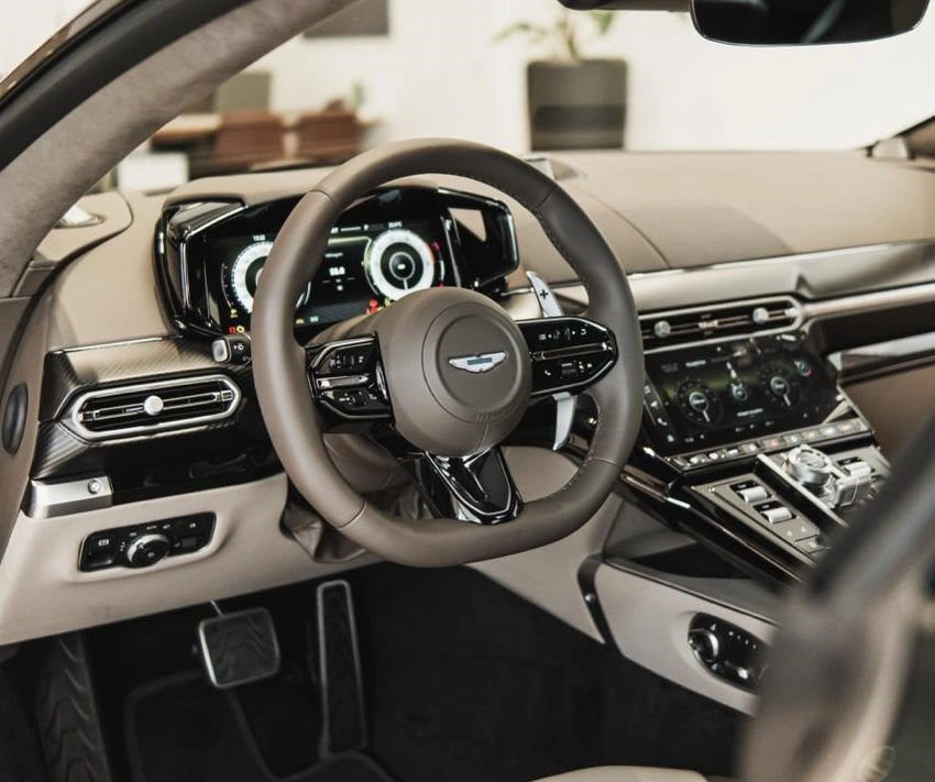 Aston Martin Vantage S 2026