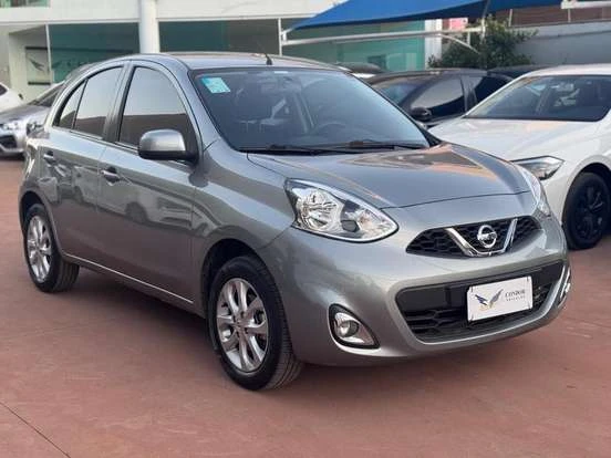 Nissan March Ate 65 Mil