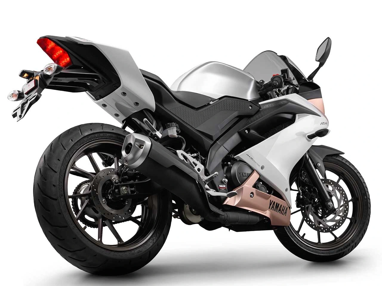 Yamaha R15 2026 3