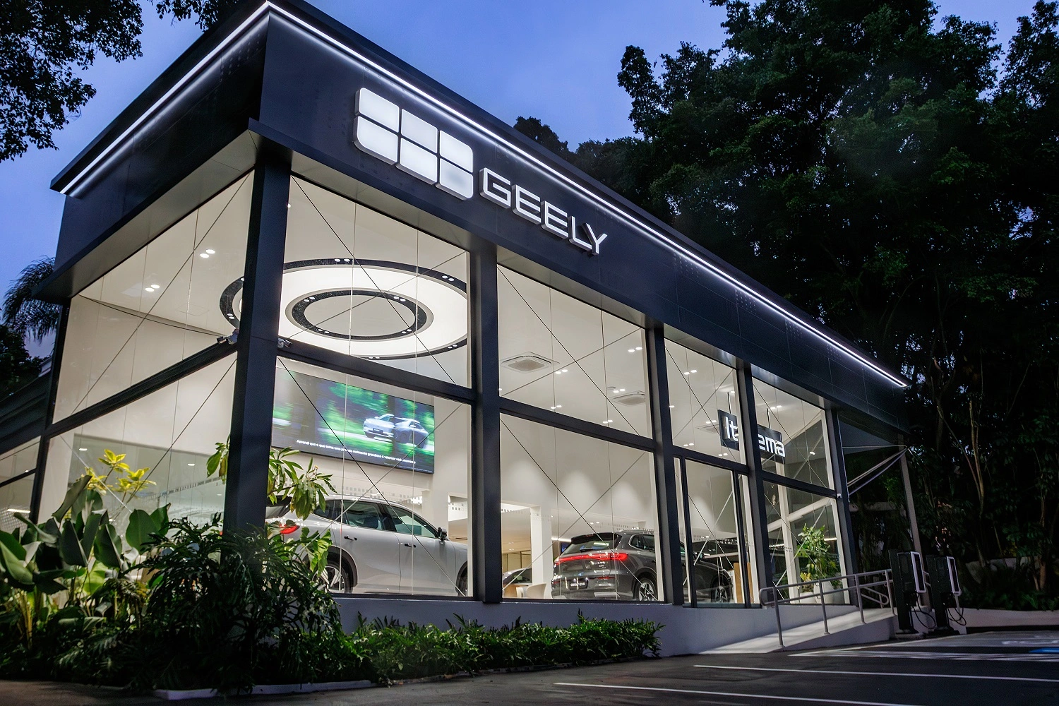 Concessionária Geely Flagship Em São Paulo 1