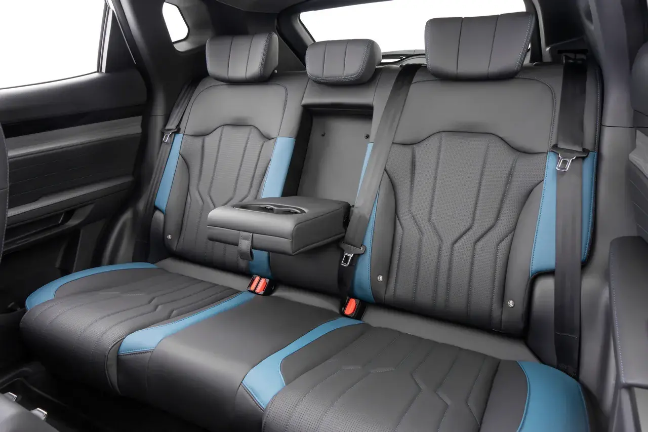 Jetour S06 (42)