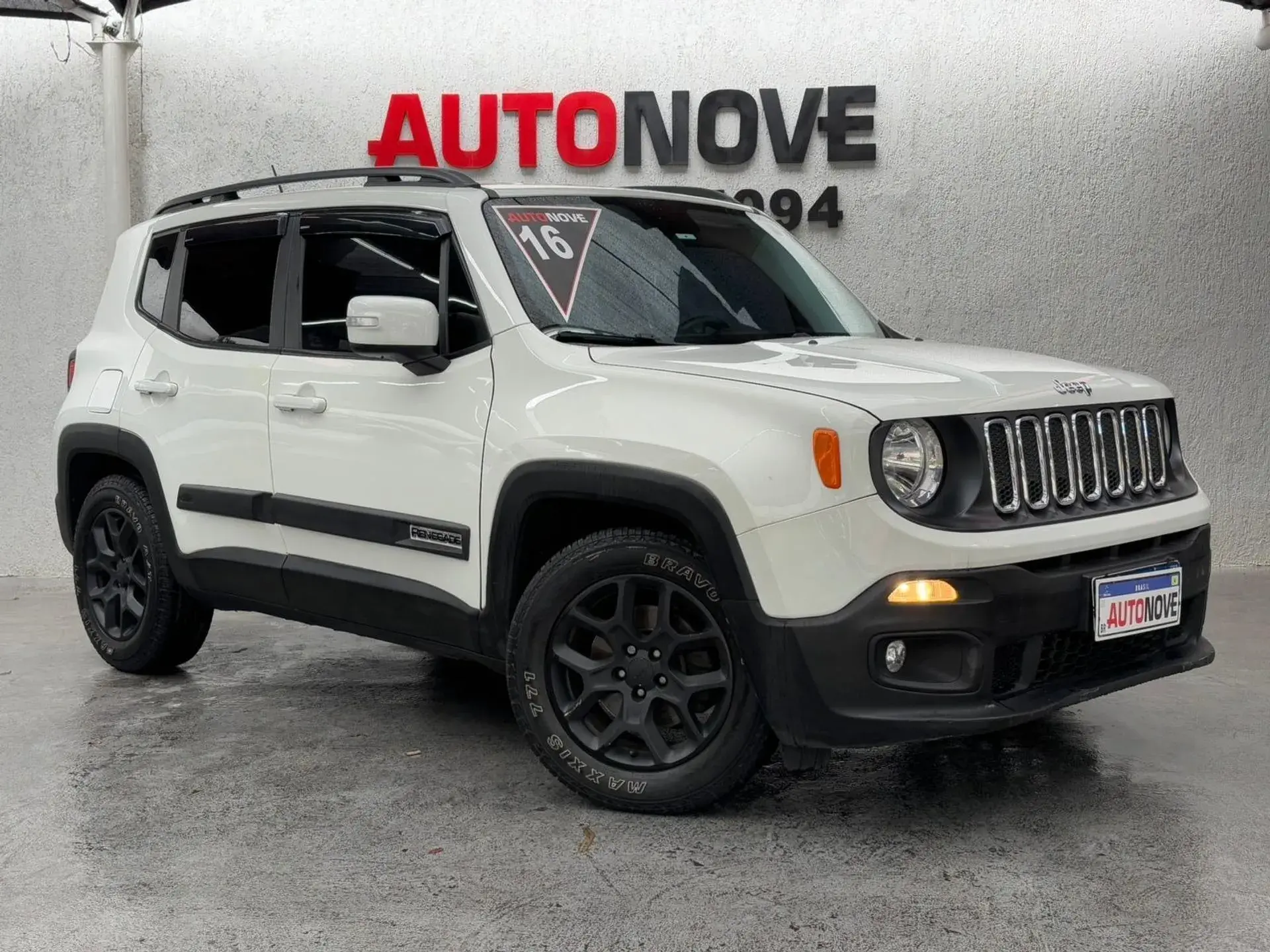 Jeep Renegade (1)