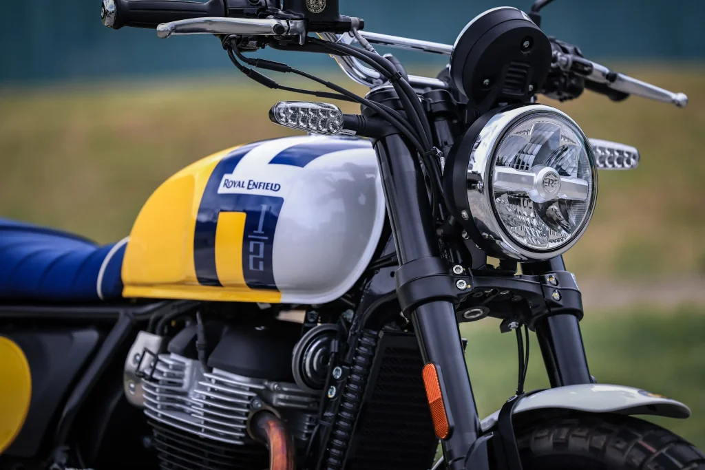 Royal Enfield Bear 650 Detalhes (11)