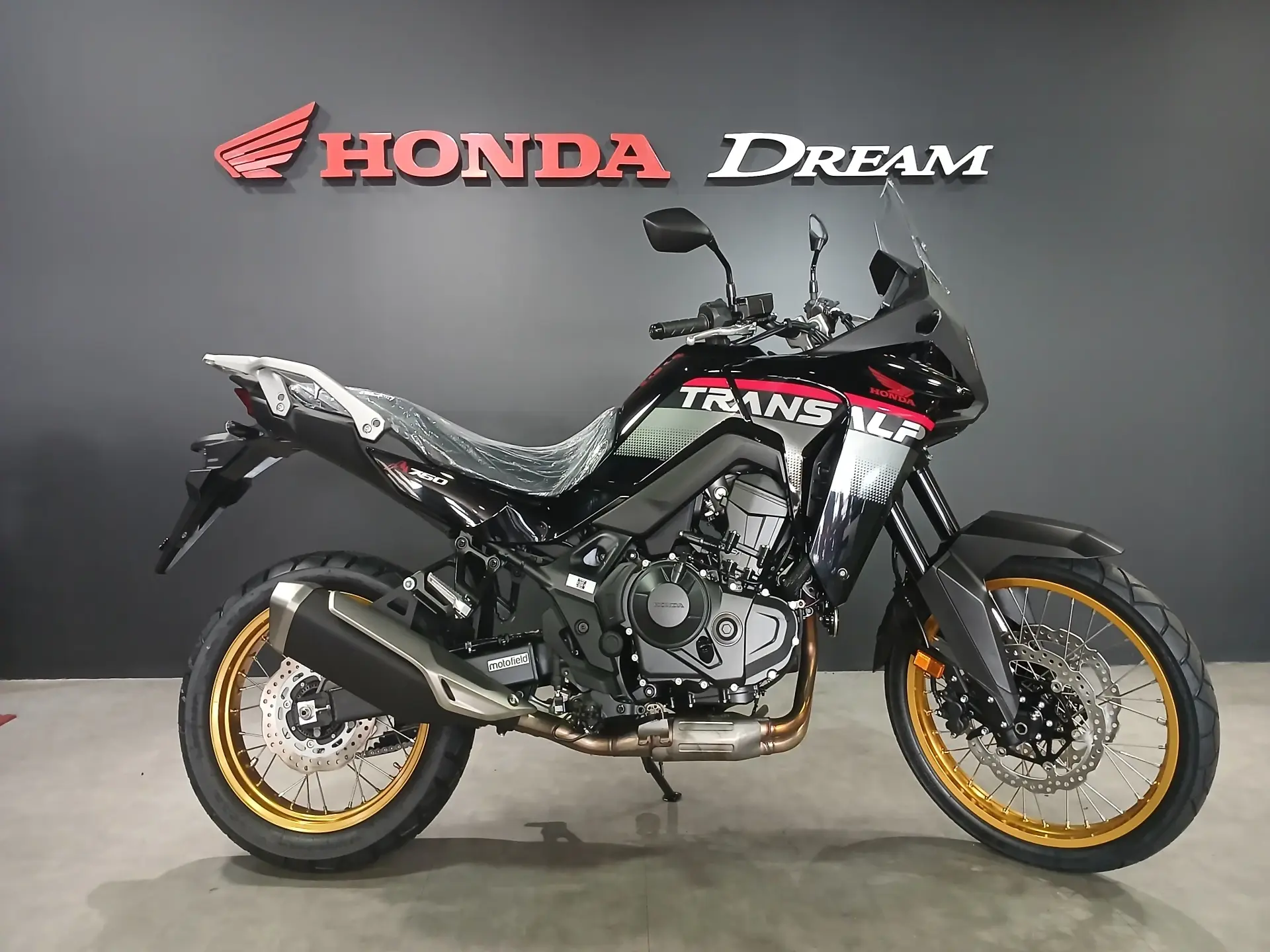 Honda Transalp 750