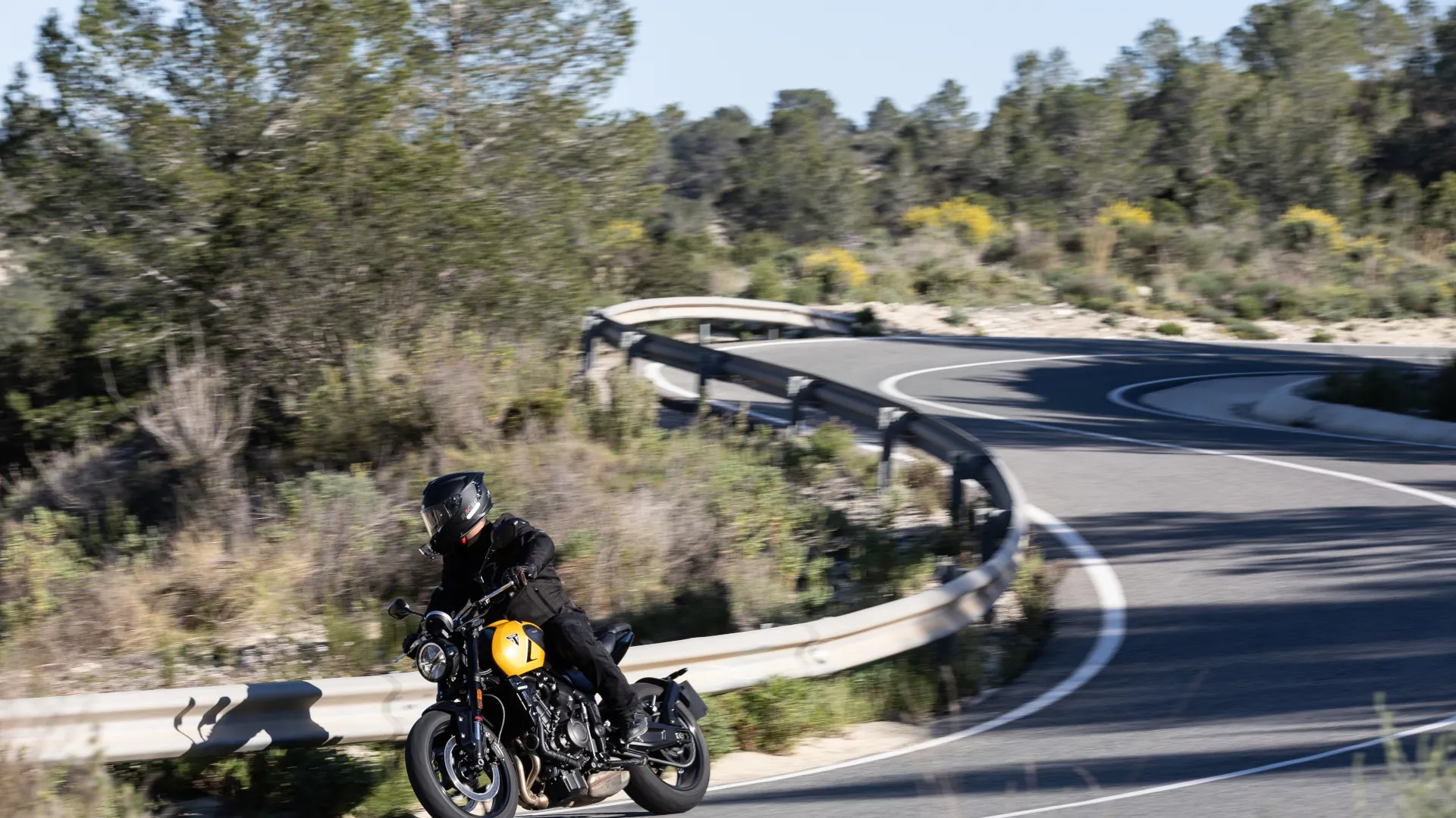 Triumph Trident 660 2026 Pilotagem 1