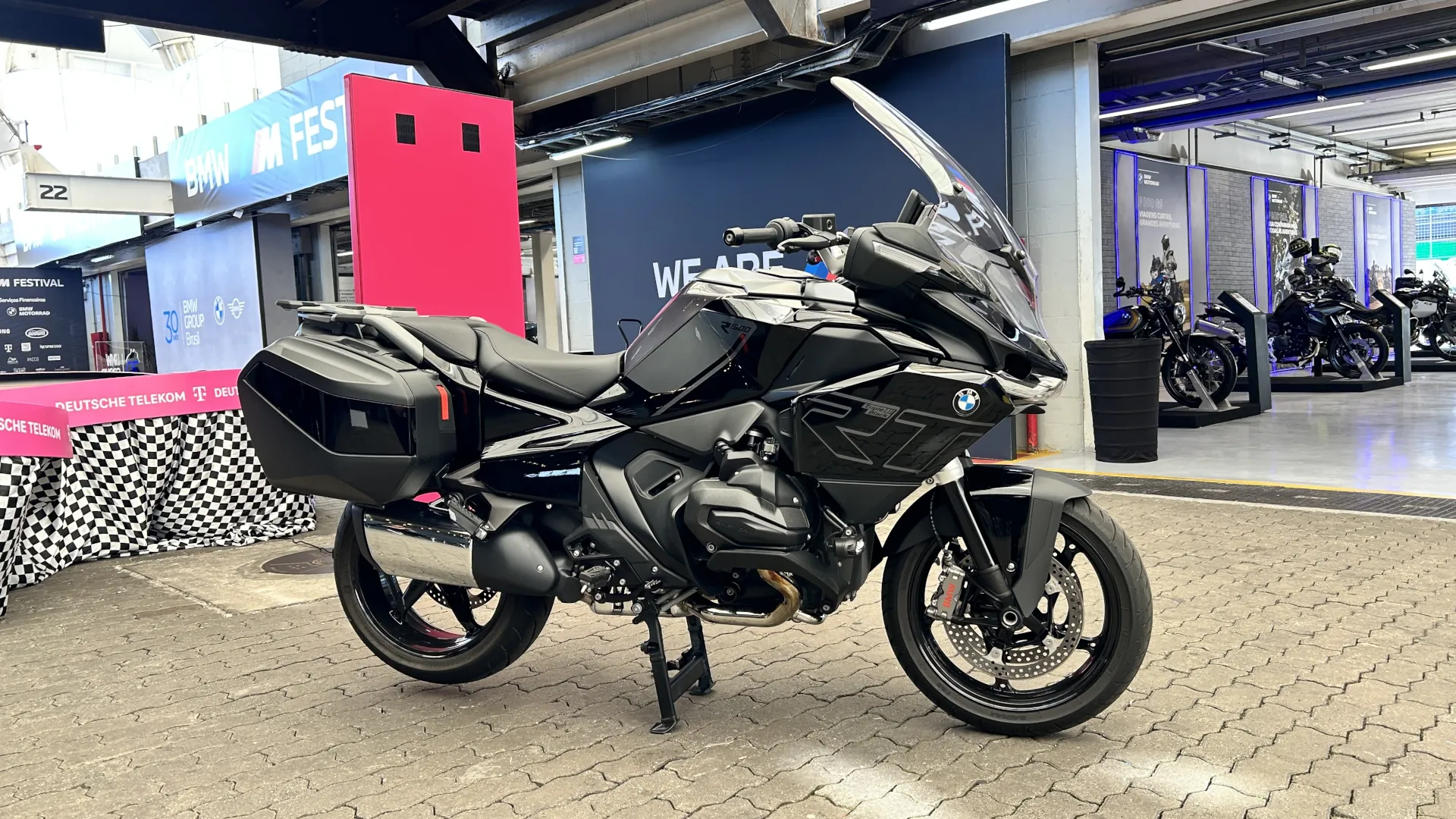 Bmw R1300rt Triple Black Wm1