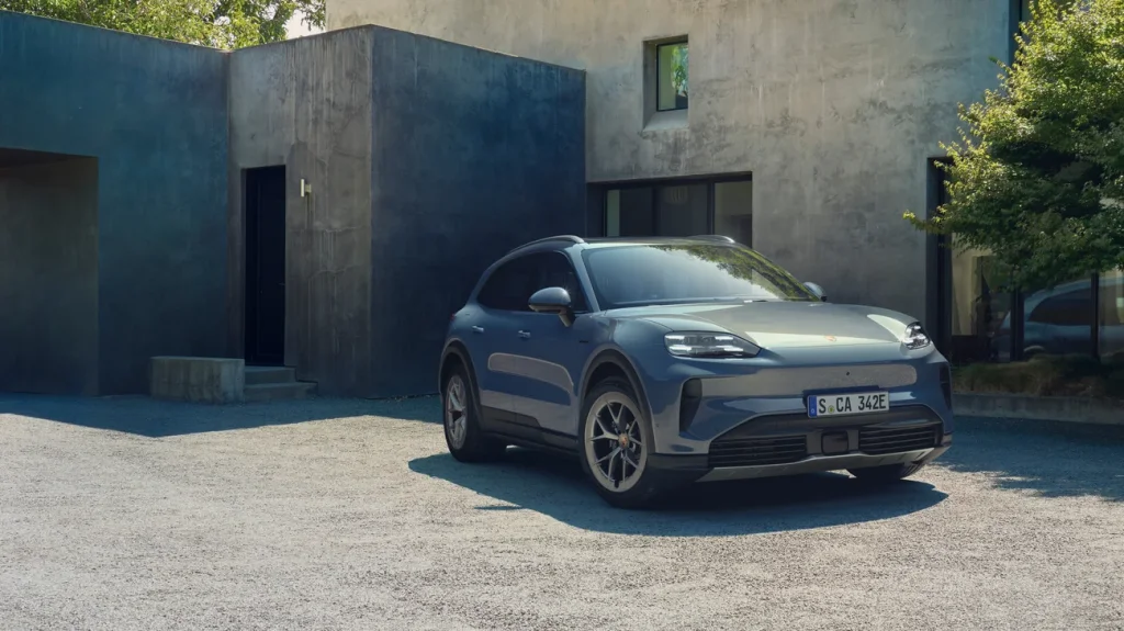 Porsche Cayenne S Electric 2