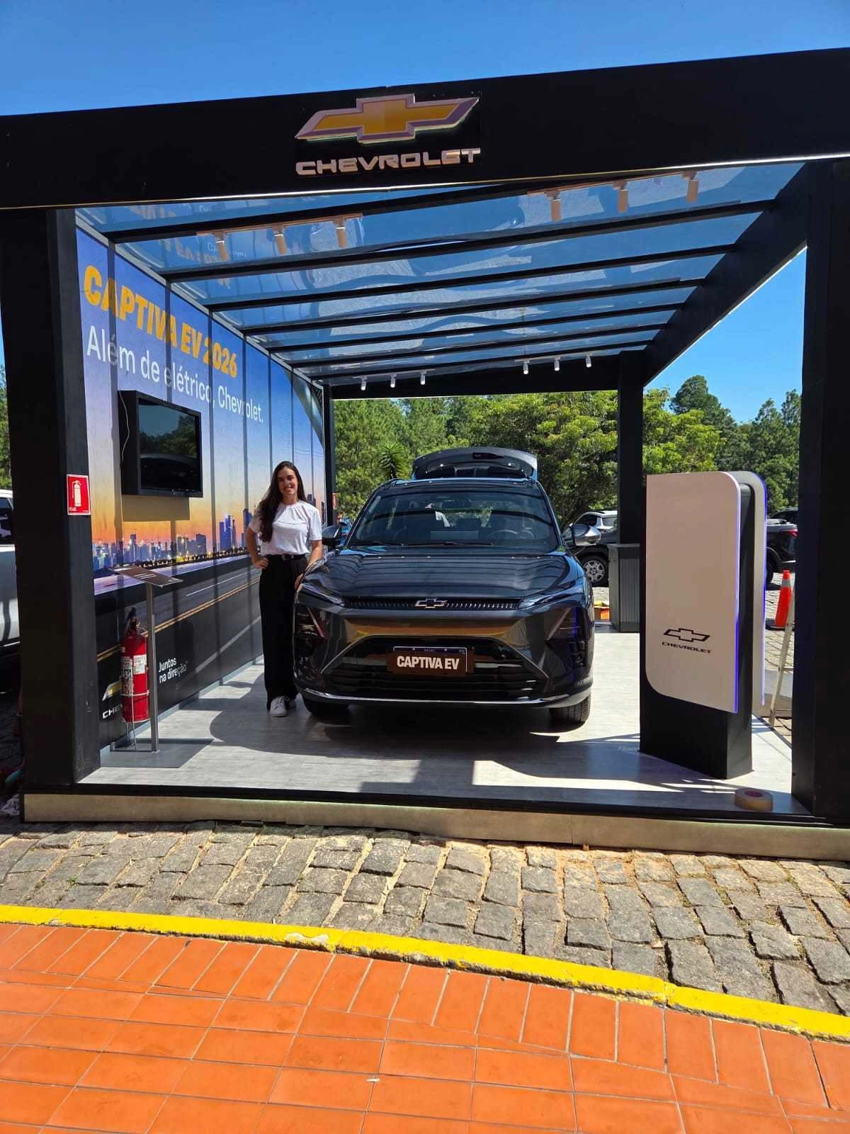Chevrolet dá recarga gratuita para carro elétrico de qualquer marca