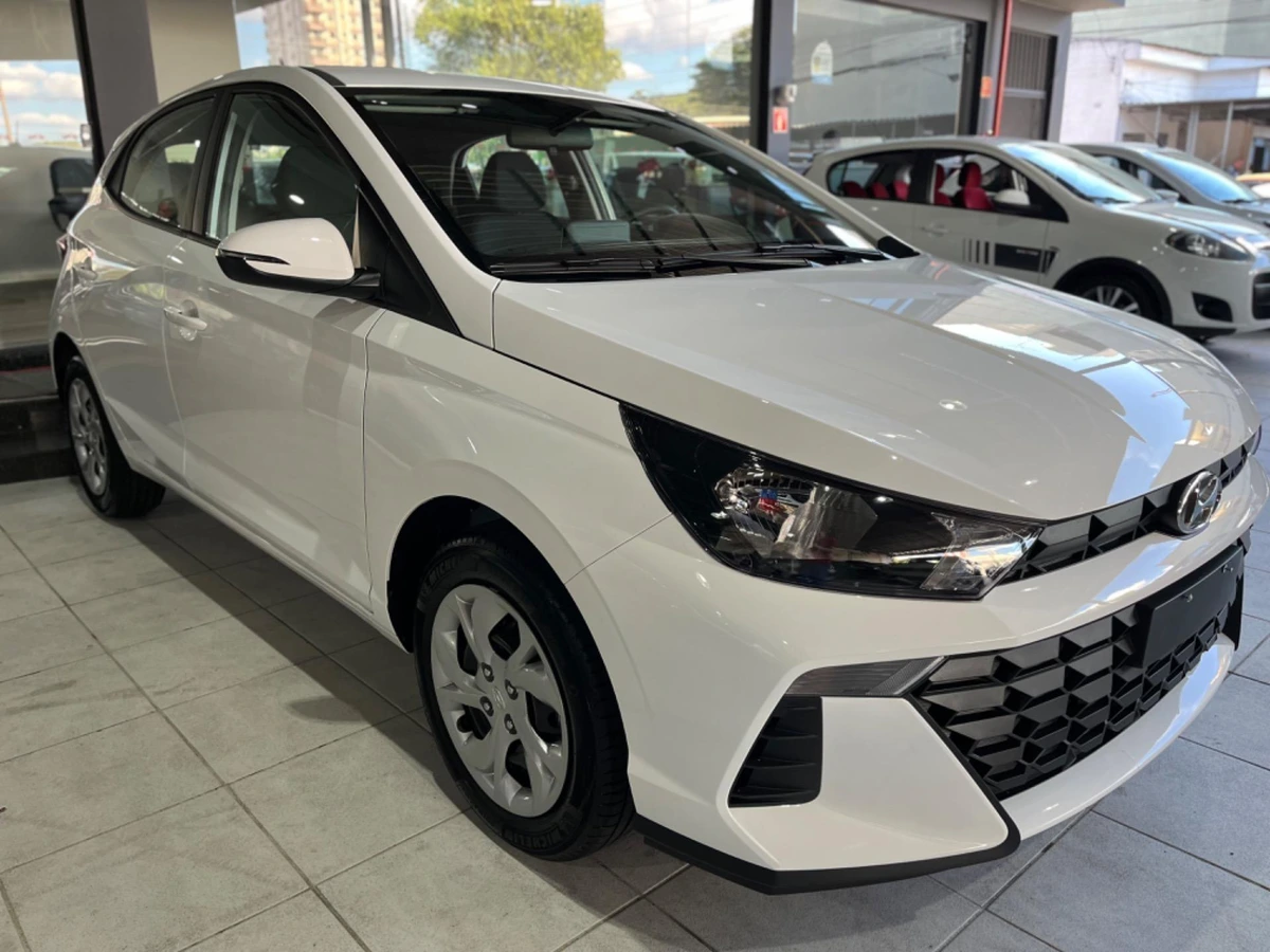 5 hatches zero-quilômetro mais baratos que carros usados
