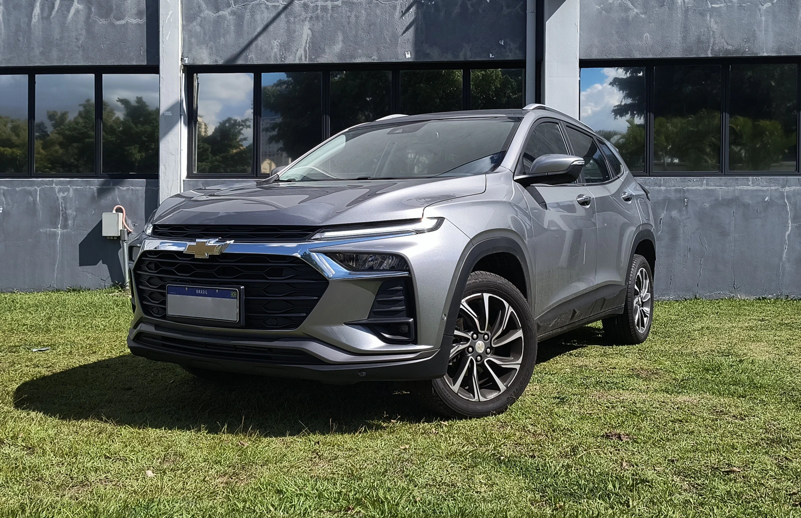 Cresce o interesse do brasileiro por carros mais caros