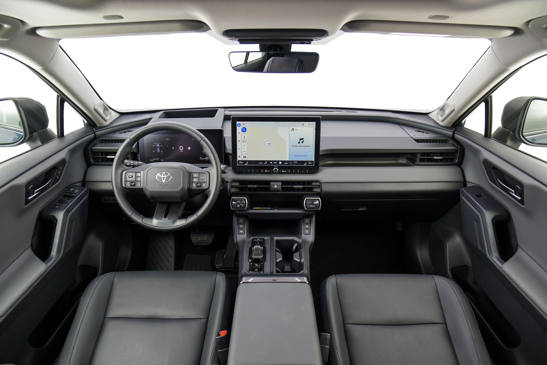 Novo RAV4, SUV médio da Toyota mais vendido do mundo, chega ao Brasil em maio de 2026