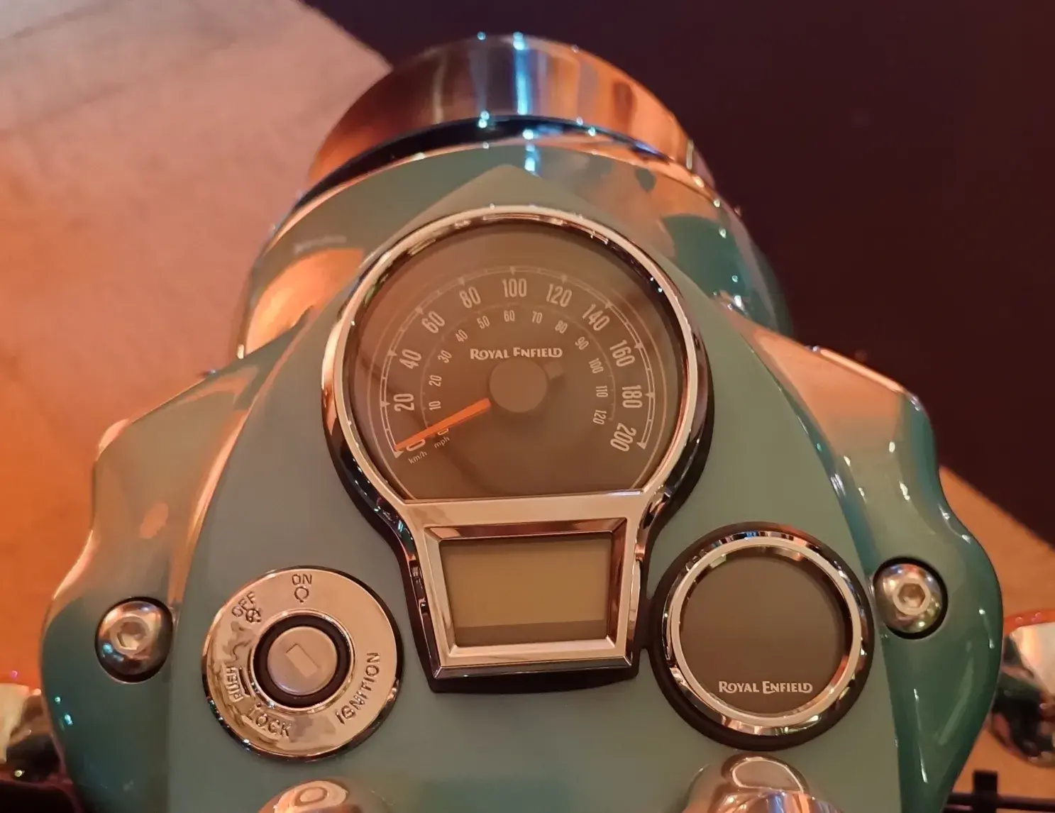 Royal Enfield Classic 650 Roberto Dutra (18)