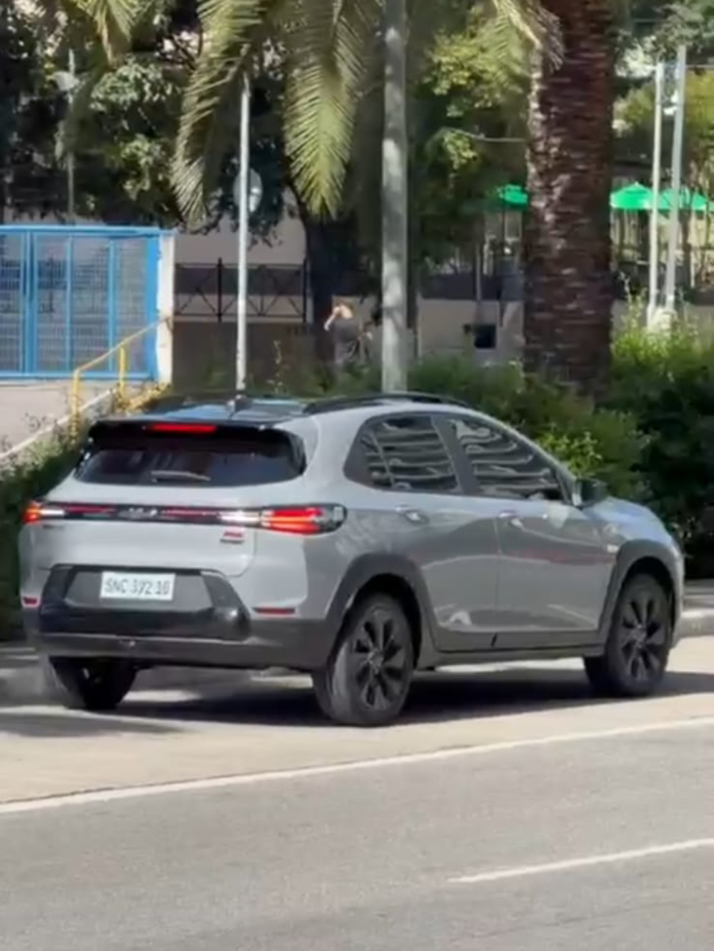 Chevrolet Sonic 4
