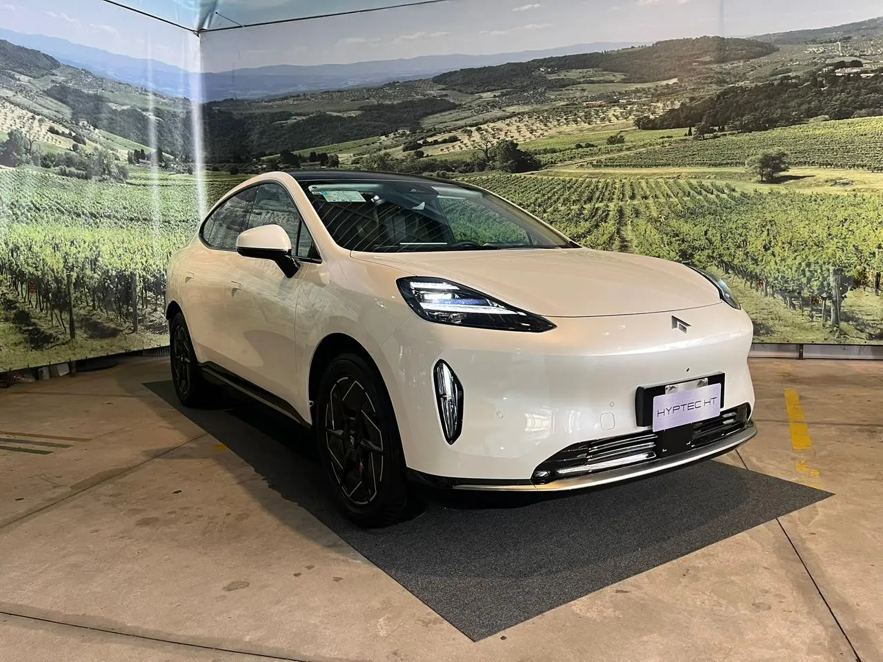 GAC Hyptec HT 2027