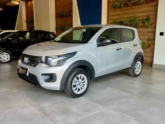 Fiat Mobi Branco Showroom Urbano