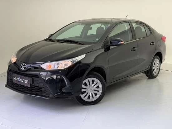 Toyota Yaris Preto Compacto Modelo 2023