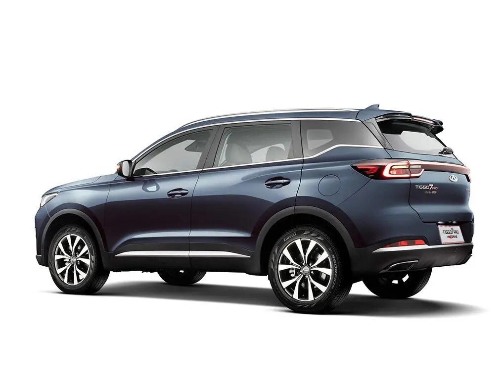 Caoa Chery Tiggo 7 Pro Hybrid Max Drive tem bom espaço interno, sendo boa opção para carro familiar