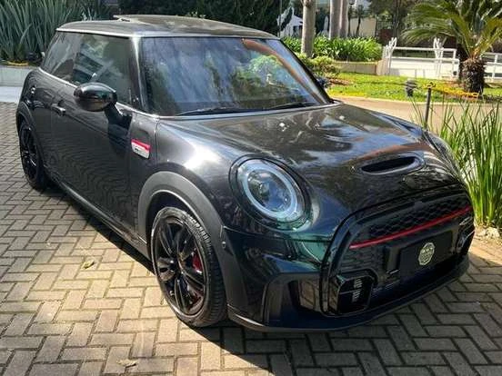 Mini Cooper Esportivo Preto Detalhes Vermelho