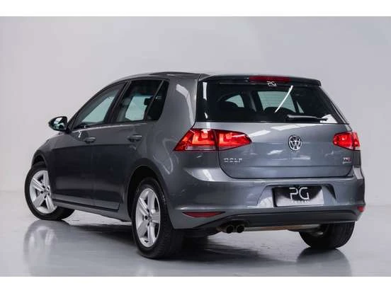 Volkswagen Golf Ate 100 Mil