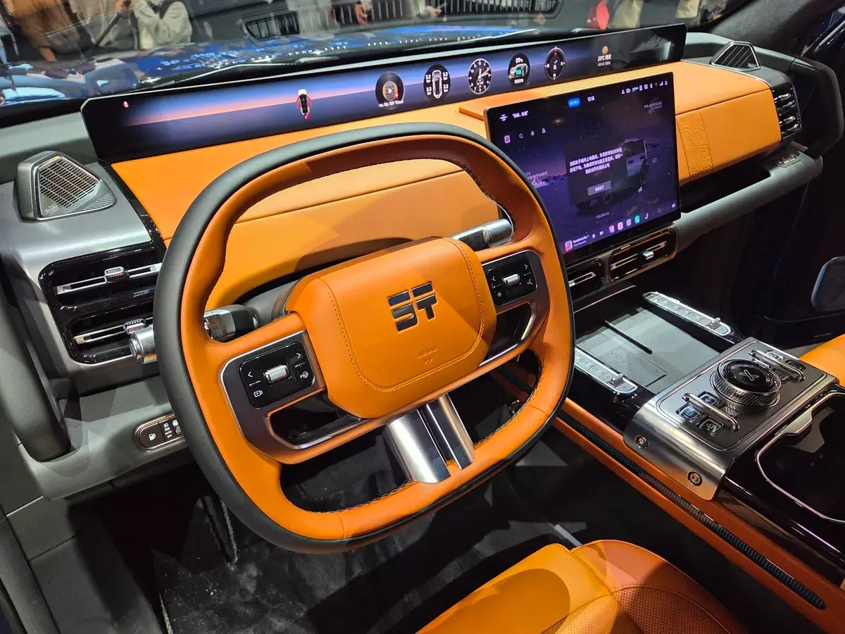 Jetour G700