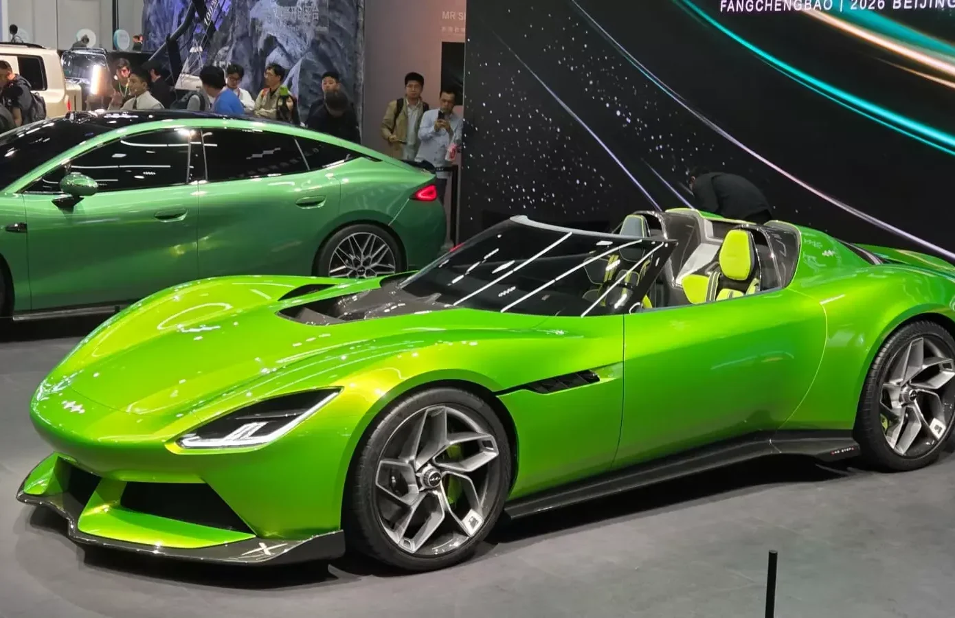 BYD lança linha rival do Porsche Taycan