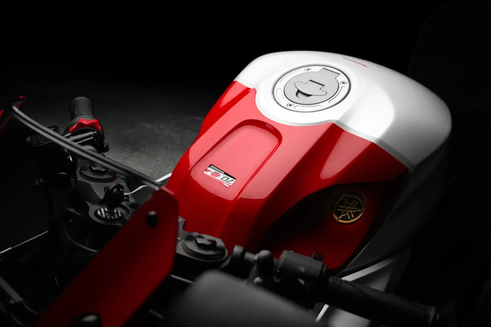 Yamaha Yzf R3 Aniversário 70 Anos (2)